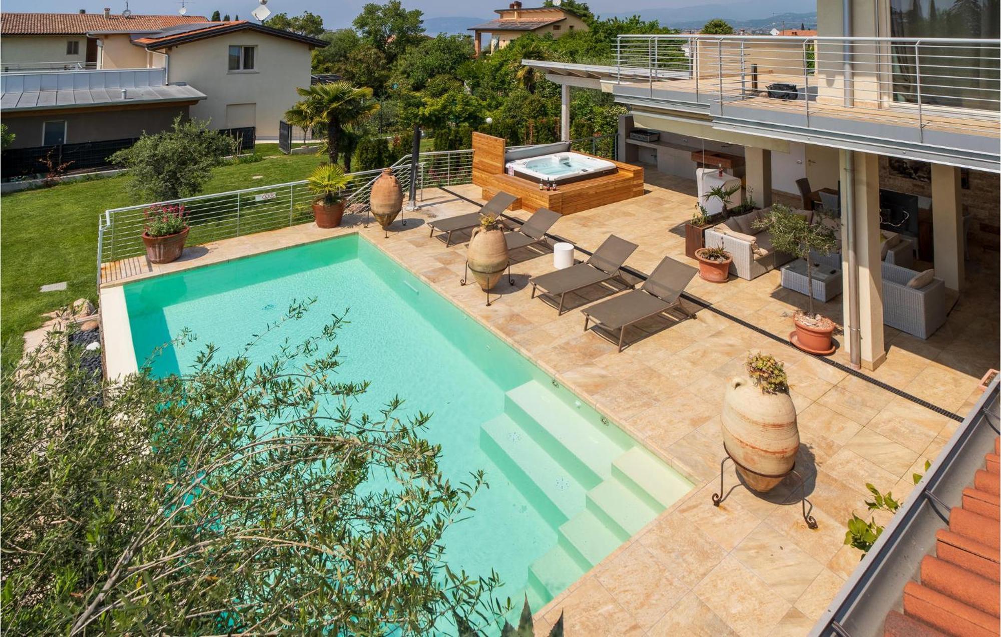 3 Bedroom Nice Home In Lazise Vr Exteriér fotografie